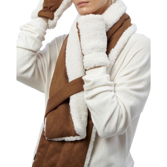 APPARIS Ziggy Faux Shearling Pull through Scarf - Picture 1 of 3